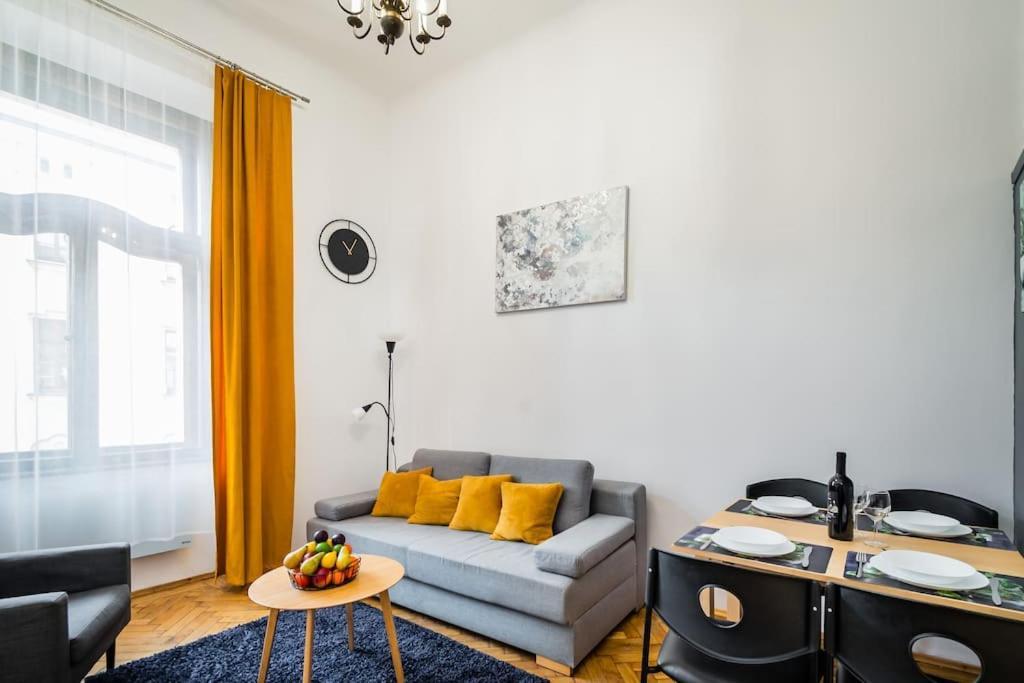 Royal City Apartment 40 M2 Kraków Exteriör bild